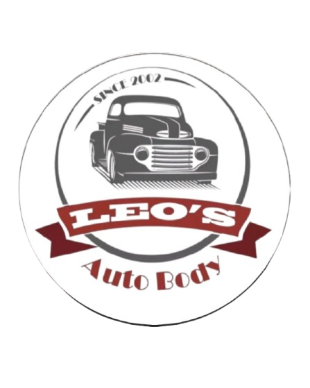 Leo's Auto Body Logo